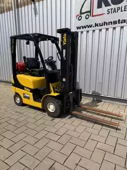 LPG VZV 2013  Yale GLP18VX (9)