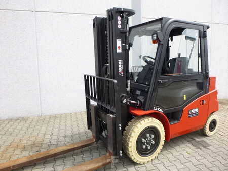 4 Wheels 2023  EP Equipment EFL303 (1)