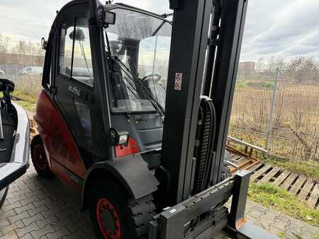 Empilhador a gás 2014  Linde H50T (13)