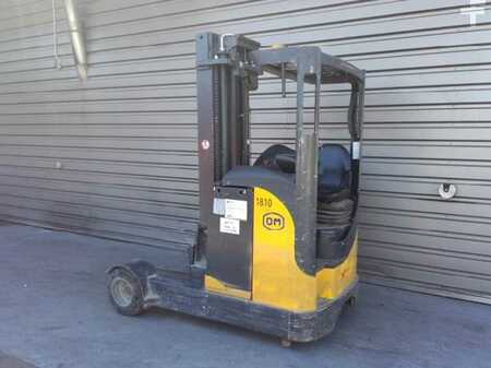 Carrelli retrattili 2010  OM XRS20AC (11)