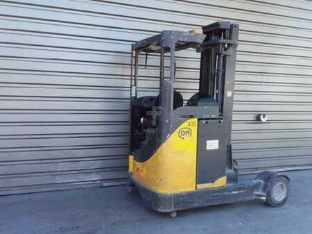 Carrelli retrattili 2010  OM XRS20AC (12)