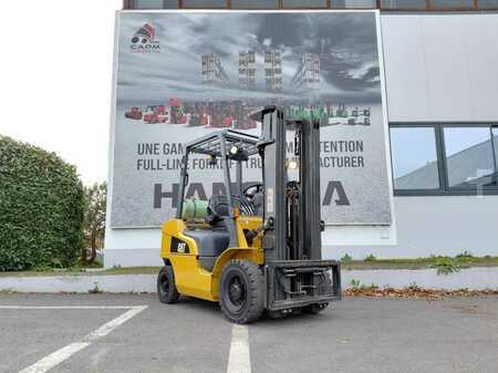 Chariots élévateurs GPL 2017  CAT Lift Trucks GP25N (3)