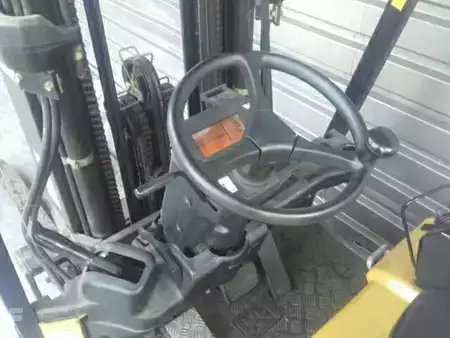 Chariots électriques à 4 roues 2005  CAT Lift Trucks EP25K-PAC (16)