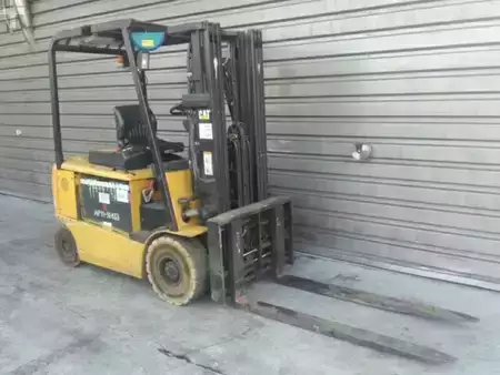 Elektro 4 Rad 2005  CAT Lift Trucks EP25K-PAC (9)