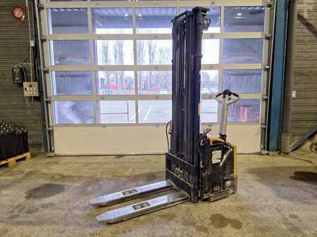 Gerbeurs 2011  CAT Lift Trucks NSP16N (11)