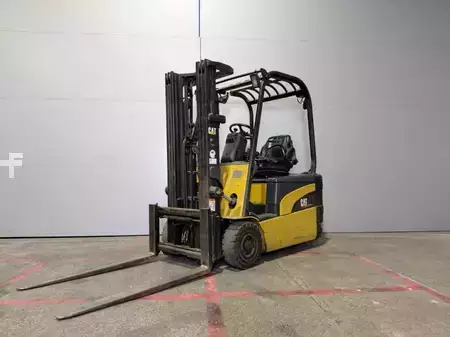 Elektromos 3 kerekű 2008  CAT Lift Trucks EP18NT (2)