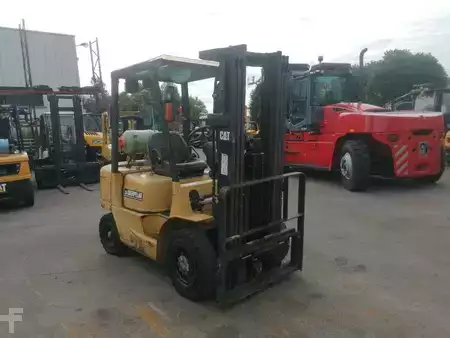 LPG Forklifts 2003  CAT Lift Trucks GP25K (8)
