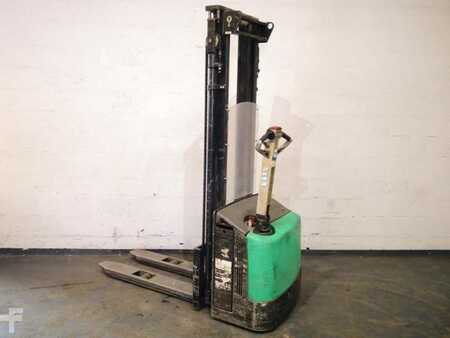 Pallet Stackers 2012  Mitsubishi SBP12N (1)