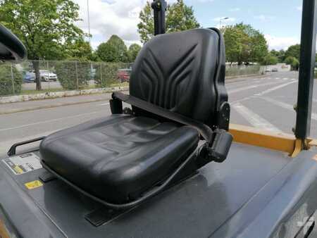 Chariots électriques à 4 roues 2006  CAT Lift Trucks EC25N (5)