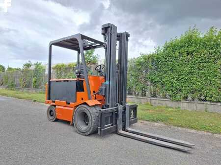 Carrelli elettrici 4 ruote 2001  Carer R45N5 (3)