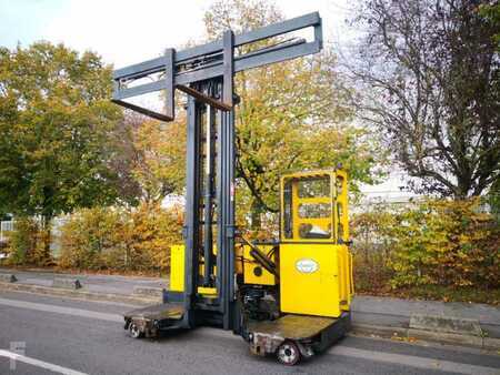 Four-way trucks 2013  Combilift C3000EST (1)