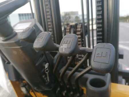 El Truck - 4-hjul 2009  CAT Lift Trucks EC55N (16)