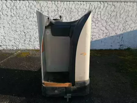 Wózki z platformą operatora 2016  Crown RT4000 (11)