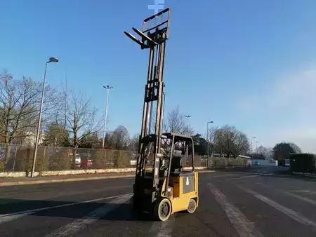 Electric - 4 wheels 2007  CAT Lift Trucks EC25 (12)