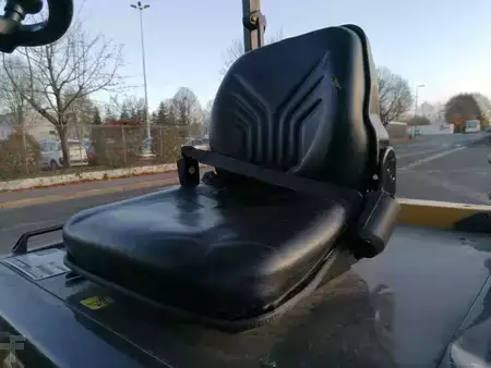 Electric - 4 wheels 2007  CAT Lift Trucks EC25 (15)
