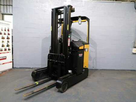 Carretilla retráctil 2009  CAT Lift Trucks NR16N (1)
