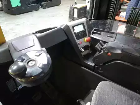 Reach Truck 2009  CAT Lift Trucks NR16N (16)