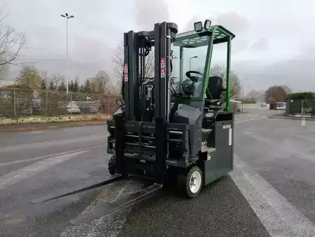 Carrelli elevatori 4 vie 2020  Combilift CBE2500 (16)