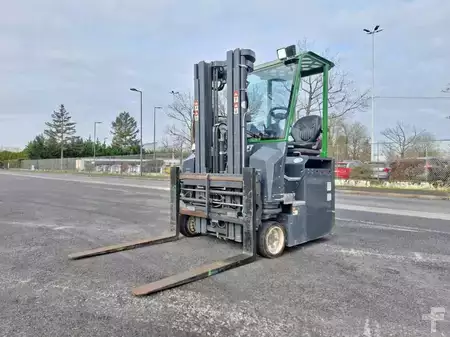 Carrelli elevatori 4 vie 2020  Combilift CBE2500 (20)