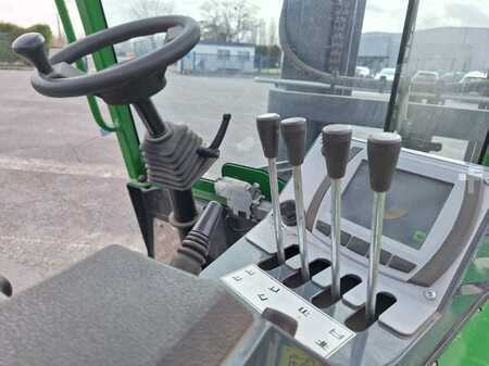 Wózki 4-kierunkowe 2020  Combilift CBE2500 (5)