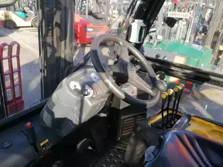 Wózki gazowe 2014  Hyundai 40L-7A (11)
