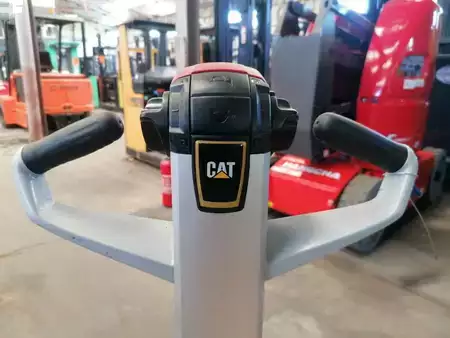 Transpalettes électriques 2016  CAT Lift Trucks NPP20N2 (17)
