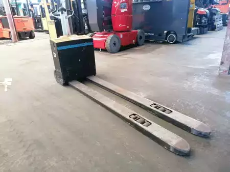 Transpalettes électriques 2016  CAT Lift Trucks NPP20N2 (8)