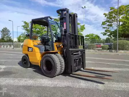 Nestekaasutrukki 2011  CAT Lift Trucks GP40N (14)