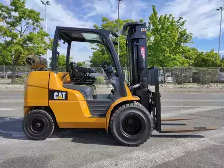 Nestekaasutrukki 2011  CAT Lift Trucks GP40N (15)