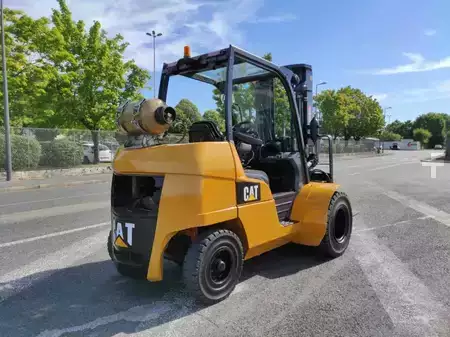 Nestekaasutrukki 2011  CAT Lift Trucks GP40N (18)