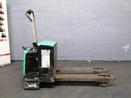 Transpallet elettrici 2010  CAT Lift Trucks NPP20M (1)