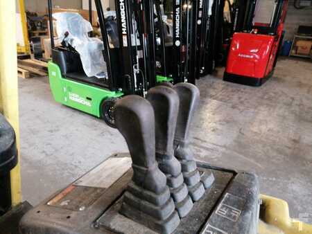 Carrelli elettrici 4 ruote 1998  Hyster E1.50XM (7)