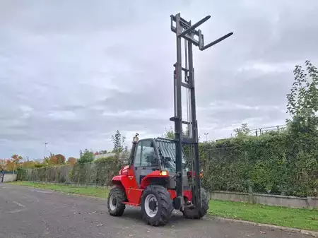 Terrenggående gaffeltruck 2018  Manitou M26-4 T3B (16)