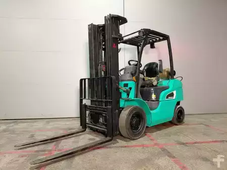 Empilhador a gás 2022  Mitsubishi FG25NT (1)