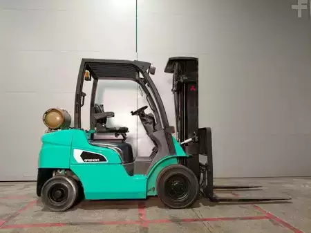 Empilhador a gás 2022  Mitsubishi FG25NT (6)
