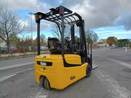 Electric - 3 wheels 2015  Yale ERP16VTMWB (6)