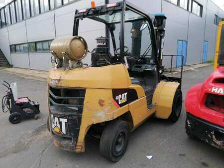 Chariots élévateurs GPL 2011  CAT Lift Trucks GP40N (2)