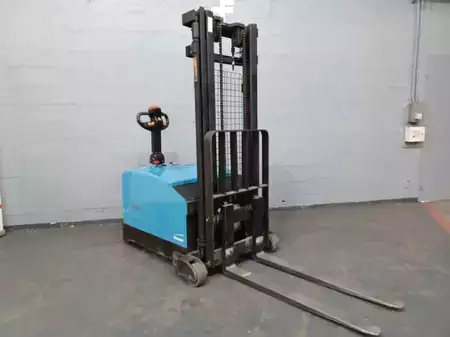 Pallet Stackers 2015  Heli CDD12 (17)