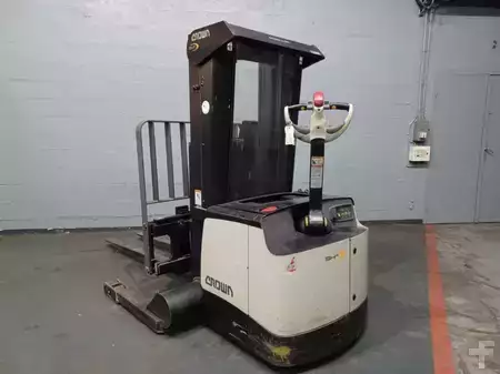 Pallet Stackers 2013  Crown SHR5540-1.6 (20)