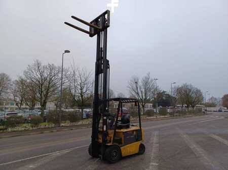 El truck - 4 hjulet 2007  CAT Lift Trucks EP25K (2)
