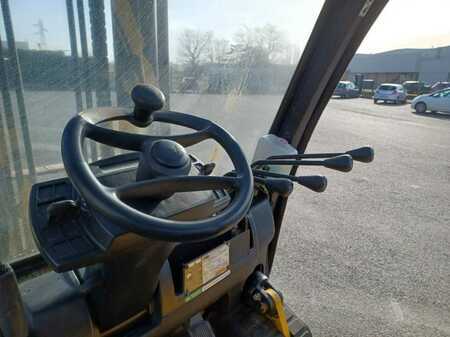Diesel Forklifts 2013  Yale GDC70VX (9)