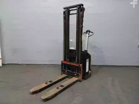 Gerbeurs 2008  CAT Lift Trucks NSP12N (11)