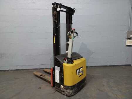 Ruční vysokozdvižný vozík 2008  CAT Lift Trucks NSP12N (3)