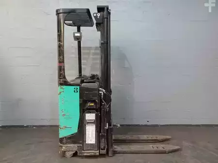 Stacker de condutor em pé 2010  CAT Lift Trucks NSR16N (19)