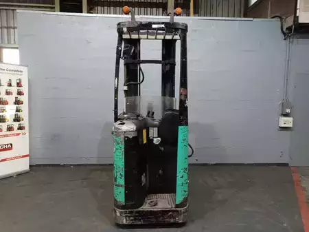 Stacker de condutor em pé 2010  CAT Lift Trucks NSR20N (17)