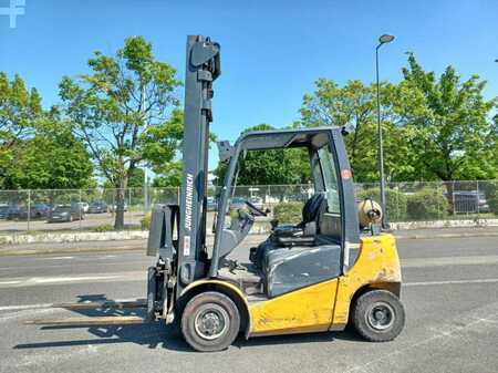 Carretilla elevadora GLP 2013  Jungheinrich TFG425500ZT (2)