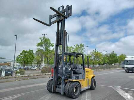 Diesel Forklifts 2016  Yale GDP70VX (17)
