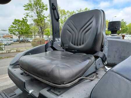 Diesel Forklifts 2016  Yale GDP70VX (18)