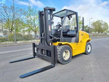 Diesel Forklifts 2016  Yale GDP70VX (4)