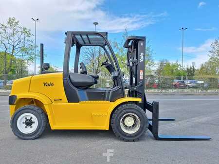 Diesel Forklifts 2016  Yale GDP70VX (7)